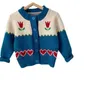 Pull Automne 2022 Nouveaux Enfants Portent Des Filles Fleur Chandail Enfants Doux Rétro Cardigan Veste Fille Cardigan Chandail O-cou Point Ouvert HKD230719