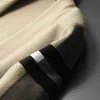 Мужские свитера высокого класса европейский дизайнерский бренд осень зимний роскошный мужской классический клетчатый вязаный вязаный кардиганский свитер. Мода 2022 L230719