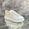 2023 Hot Mens Old Daddy Shoe Sneakersファッショントレンドデザイナーブランドクラシックピュアブラック非スリップアウトソールアウトドアストリート高品質XSD221105