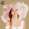 FS 2019 Pink Kentucky Derby Hat Para Mulheres Chapéus De Sol De Organza Flores Elegante Verão Grande Aba Larga Senhoras Casamento Igreja Fedoras Y2244j