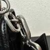 Mjuk läder handväska svart kedja axelväska klaff messenger väskor kohud silver hårdvara brev spänne hög kvalitet crossbody handväska intern blixtlåsficka