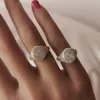 Eheringe Knobspin S925 Sterling Silber 18 Karat Weißgold plattiert Volldiamanten Funkelnde Ringe für Frauen Männer Party Edlen Schmuck 230718