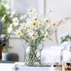 Lot de 10 fleurs décoratives bouquet de marguerite en soie artificielle décorations pour la maison blanc pour la décoration de mariage