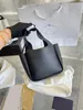 Hobo Triangle модные корзины сумки для мытья рука роскошные дизайнерские дизайнерские магнитные сцепления зацепление мешки женская городская поперечная кожа