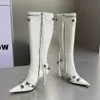 Nowy wzór białe skórzane buty kolanowe vintage pistolet kolorowy gwintowany buty burzy bokowe bokowe u nogi butsel na wysokim obcasie luksusowy designerski but modny