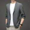 Ternos masculinos modernos, blazer com carcela aberta, dois botões, 2 bolsos de remendo, parece mais elegante e decente.