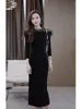 Sukienki swobodne eleganckie damskie odzież Wysokiej jakości czarna aksamitna dno sukienka dla kobiet jesienna i zimowa dno z długim rękawem