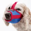 Museruola antiabbaio per abbigliamento per cani per cani di piccola taglia, museruole traspiranti in rete regolabile, accessori per cinturini in nylon