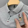 Mens Polos högkvalitativ bomullsbroderad poloskjorta Summer Highend Business Casual Lapel Kort ärm Tshirt 2023