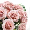 Kwiaty dekoracyjne 10pcs prawdziwe dotyk róże sztuczna jedwabna, zakurzona róża biała bordowa bolidka