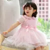 Robes pour filles Robe de bal princesse d'été espagnole pour enfants avec nœud et volants Mesh Splice Fête d'anniversaire Pâques Manches courtes Robe Lolita pour filles A309 230718