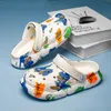 Sandalen Sommer Kinder Sandalen Jungen Hausschuhe Cartoon Kinder Garten Clogs Outdoor Rutschfeste Mädchen Strand Sport Sandalen Höhlenloch Babyschuhe 230718