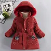코트 새로운 두꺼운 따뜻한 겨울 소녀 재킷 분리 가능한 모자 봉제 칼라 칼라 어린이 후드 재킷 4 색 어린이 생일 선물 z230720