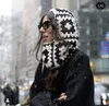 Mode ansikte masker nacke gaiter färgglada ull stickade balaclava mormor trä fyrkant vinter varm virkning hoodie hatt vinter tillbehör 230719