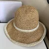 Bérets large bord crème solaire seau chapeau creux Crochet respirant chapeaux de paille Faux perle décor voyage casquette de plage