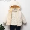 Casaco Casaco de bebê jaqueta grossa de inverno jaqueta de pelúcia quente para meninas jaqueta de pele com capuz roupas infantis casaco de neve Z230720