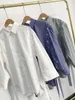 Damesblouses Kuzuwata Japanse Two-wear Afneembare mouw Lint Shirts Streep Effen Kleur Lange Blusas 2023 Lente Ontwerp Casual Blouse