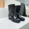 Cintura con imbracatura Pelle di vacchetta con fibbia Tacco grosso con zip Stivali da cavaliere Punta quadrata Stivaletti alla caviglia per donna Scarpe firmate di lusso Calzature di fabbrica con scatola