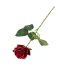 Dekorativa blommor Användbar konstgjord ros Lätt att bry sig med gröna blad Faux Silktyg Simulering Blommapografi Prop