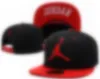 럭셔리 고품질의 새로운 스타일 남자 모자 평평한 챙 스포츠 야외 야구 캡 남자 트럭 운전사 여자 농구 조절 가능한 모자 J3