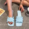 Hausschuhe Frauen Sommer Flache Schuhe Weibliche Niedrigen Dame Luxus Rutschen Pantofle Mädchen Strand Designer 2023 Weiche PU Gummi Hoof Heels grundlegende