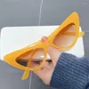 Solglasögon Candy Color Cat's Eye Vintage Small Frame Personality Fashion Street Po Catwalk Glasses