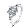 Pierścienie ślubne Knobspin 3CT Radiant Pierścień S925 Sterling Sliver Pleated 18 -krotny biały złoto zaręczynowy biżuteria dla kobiety 230718