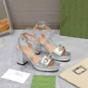 2023 Décolleté con plateau in pelle di angelo Sandali con punta aperta con tacco alto 8,5 cm Sandalo Sandali con tacco a spillo Scarpe eleganti con tacco alto e liscio da donna Décolleté con scatola