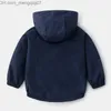 Перекрытие для мальчиков весеннее осенние пальто детская куртка детская обмотка с капюшоном с карманами детская одежда на молнии 2-7 лет Z230719