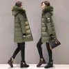 Inverno Feminino Frio Casaco Parkas de Comprimento Médio Jaqueta Acolchoada com Capuz Grande Gola de Pele Jaqueta de Calor Barato Atacado Frete Grátis Moda L230619