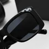 Luxury Fashion Sunglasses Outdoor Designer Summer Women Tom Classical Polarized Ford 2023 Famous Brands Sunglass Shade Custom for No Box 3401