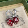 Strawberry Pendant Monogram Diamond Stud örhängen, vintage mässingörhängen, designer smycken personliga örhängen, gåvor, söta och söta