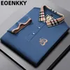 Polo masculino de luxo EOENKKY marca polo masculino com bordado de lapela camiseta de verão moda coreana versão casual roupas 230718