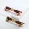 Occhiali da sole 2023 Cat Eye Bow Tie Shape Women Triangle Lens Colore caramella Occhiali da sole Fashion Brand Design Eyewear UV400