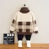 Pull 2021 automne bébé garçons chandails manteau enfants tricot pulls hauts adolescents garçons plaid à manches longues chaud hiver chandails3-12 ans HKD230719