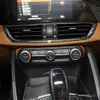 Углеродное волокно Car Center Air Outlet Crame Crame Crame Trim Stickling Car Car для Alfa Romeo Giulia Stelvio 2017 2018 Accessories268Z