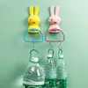 Dessin animé lapin crochet suspendu serviettes de salle de bain porte-serviettes pour enfants mignon serviette de bain cintre sèche-linge étagère en plastique L230704