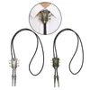 Bolo Ties Fashion Metal Guitar Head Bolo Tie per uomo Collana pendente Wedding PU Leather Rope Cravatta Colletto camicia Papillon Western Cowboy HKD230719