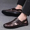 Sandali 2023 Scarpe da uomo in morbida pelle PU antiscivolo scava fuori casual uomo comodo da lavoro