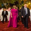 Elegant Fuchsia Celebrity Evening Dresses With Cape Sheer Bodice Floor Length Generous Arabic Dubai Evening Dresses Prom Gowns206I