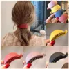 Hårklipp Barrettes Candy Colors Banana Shape Claws Clämplar Kvinnor Matt hårstrån Hårnålar Frostat hästsvansklipp Styling Tool Accessor DHI8F