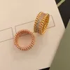 trifogli completamente forati Anelli Anello caleidoscopio Design di minoranza femminile vanly cleefly Senso della moda Semplice trifoglio Gioielli placcato in oro rosa