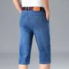 Jeans da uomo estivi sottili elasticizzati corti da lavoro casual blu a gamba dritta in cotone denim pantaloni al polpaccio abiti maschili di marca