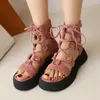 Sandaler Western Black Pink Flock Hallow Punk Gothic Girls Summer Shoes Light Foam Sole Flats Cross-strap Women Gladiators Flat Sandals 230719