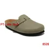 Nouveau créateur d'arrivée Boston Summer Cork Flat Slippers Fashion Designs en cuir Slippers Sandales de plage préférées chaussures décontractées Clogs Femmes Men Arizona Mayari