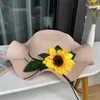 Wide Brim Hats Korean Style Woman Straw Sun Hat Flower Large Sunshade Outdoor Travel Ladies Fashion Beach Holiday Panama