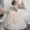 Vintage długie rękawy Blush białe sukienki dla dziewcząt na wesele księżniczka linia klejnot szyi kokardka długa pierwsza konkurs