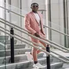 Herrdräkter blazers street stil dammiga rosa män 2 stycken formell kappbyxa design skräddarsydd man med byxor275r