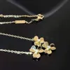 Clover Necklace Live Style Jewelry Electroplating Real Gold Non-fading Party Gift266e