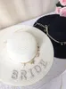 Breda brim hattar brud halm hatt personifierad med namn diamant bokstäver Bachelorette Bow Shells fru Kvinna Summer Beach Sun Black